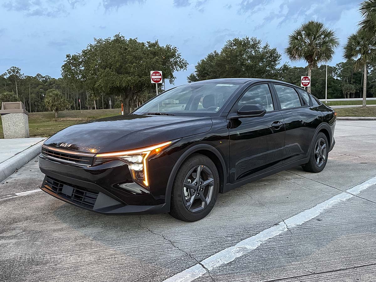 Kia K4